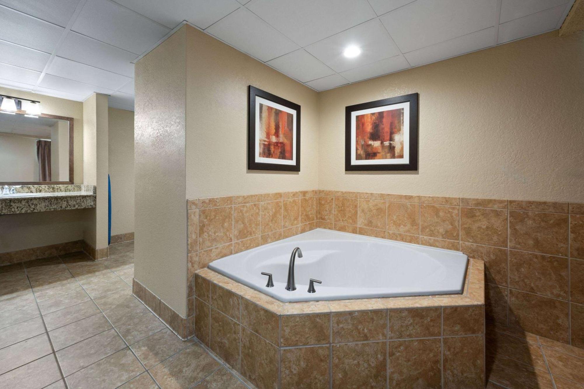 Days Inn & Suites By Wyndham Bozeman Eksteriør billede