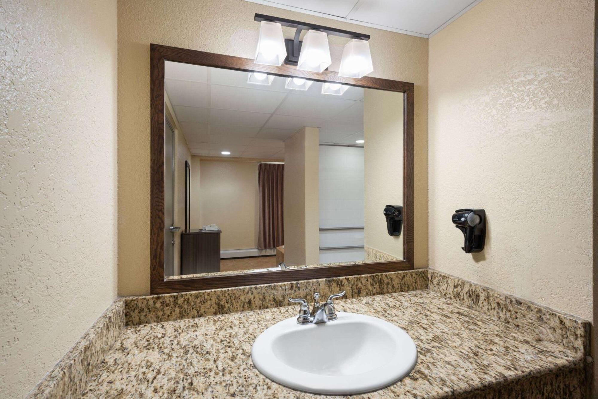 Days Inn & Suites By Wyndham Bozeman Eksteriør billede
